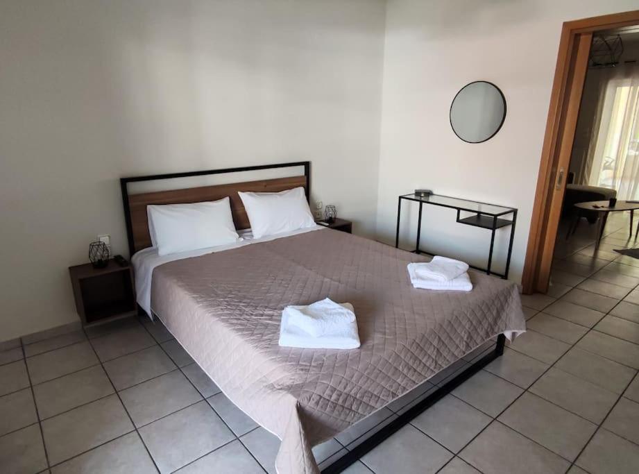 Aura Apartment Ioannina Buitenkant foto