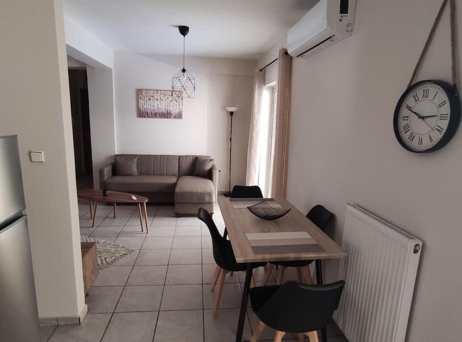 Aura Apartment Ioannina Buitenkant foto